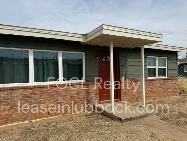 Building Photo - 508 Dowden Rd Unit 508 (505 B2)