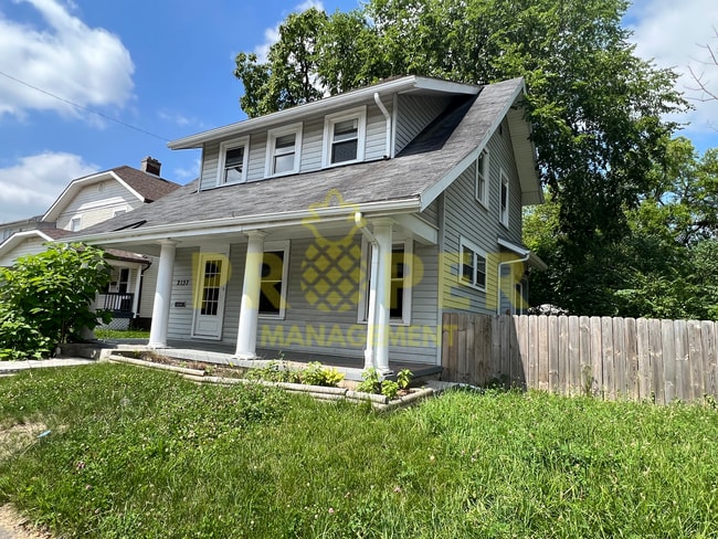 Building Photo - 3 bedrooms 2 bathrooms house for rent