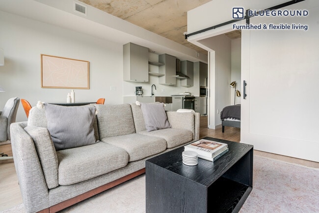 Photo - 3030 Potomac Ave Unit FL3-ID1013