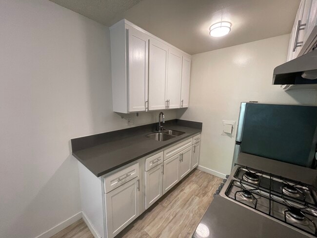 Photo - 25 Navy St Unidad 4