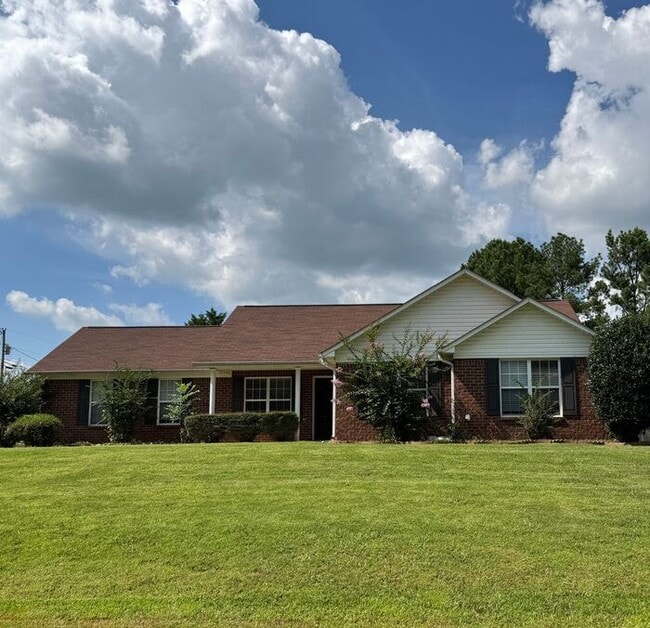 Building Photo - Great Harvest Home for rent