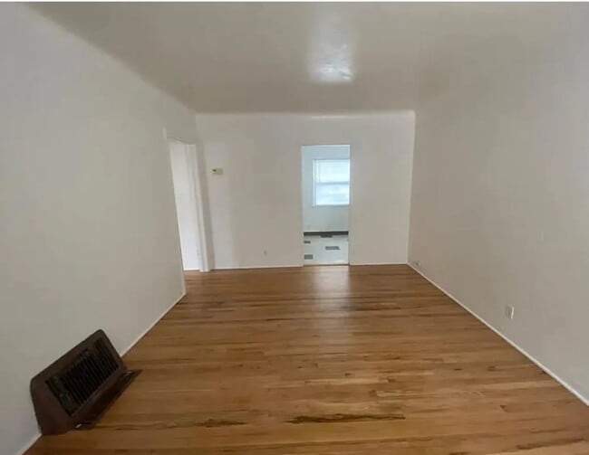 Photo - 526 W Hedges Ave Unit 526 W Hedges Ave