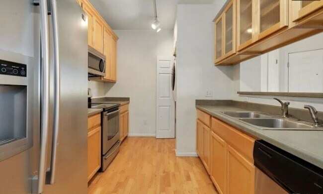 Photo - Spacious Condo in Aurora