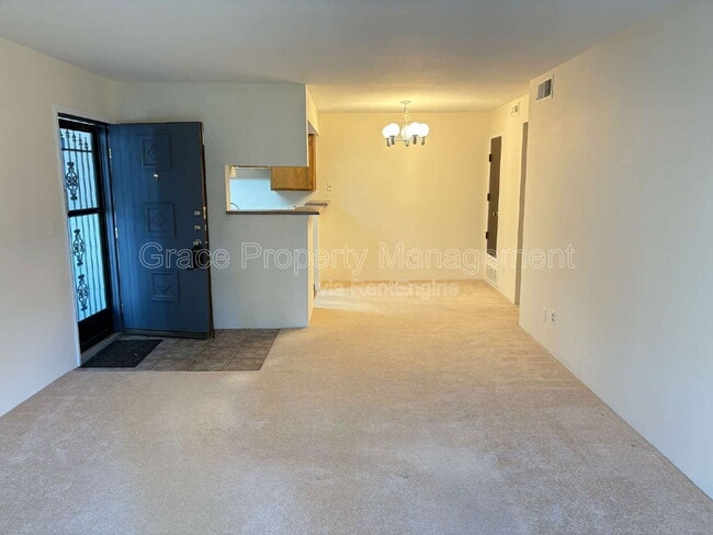 Photo - 8335 E Fairmount Dr Unidad 8206