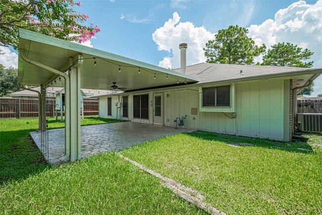 Photo - 6907 Yardley Dr