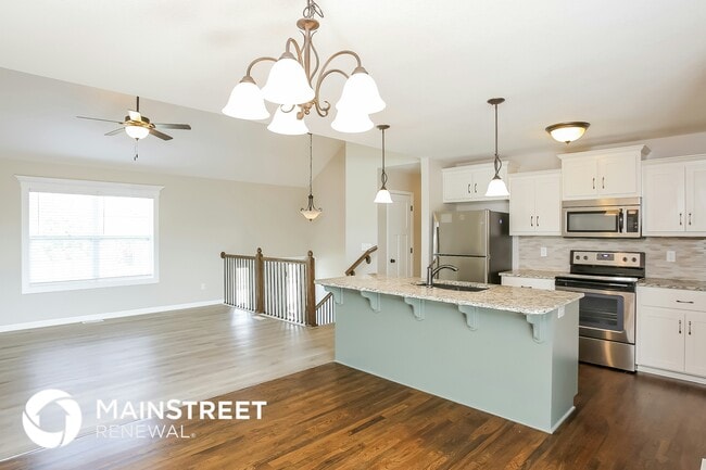 Photo - 1404 Silhouette Dr