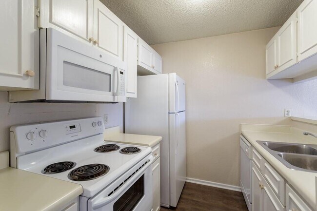 Photo - 1602 Mill St Unit C