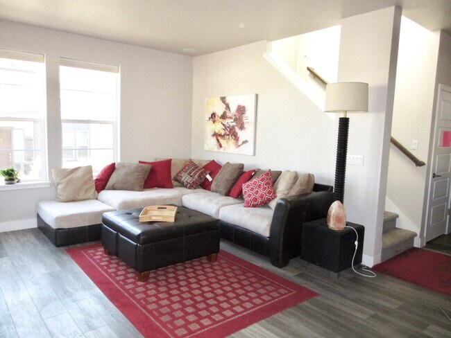 Photo - 8840 Yates Dr