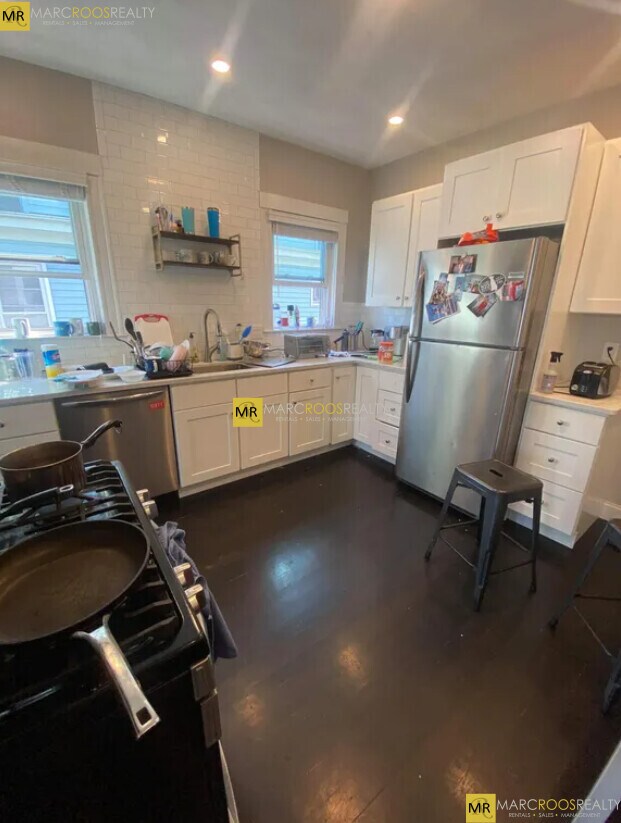 Building Photo - 65 Bromfield Rd Unit #2 Rental