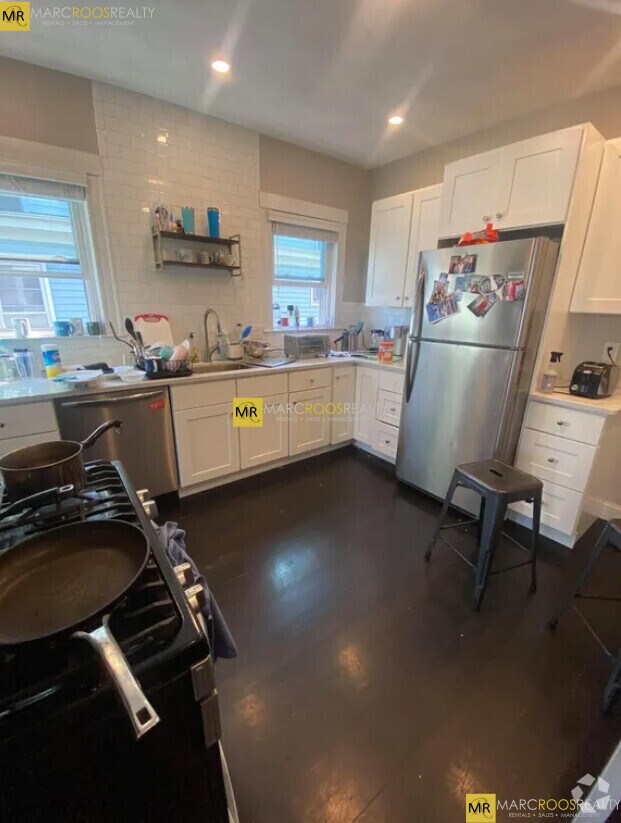 Building Photo - 65 Bromfield Rd Unit #2 Rental
