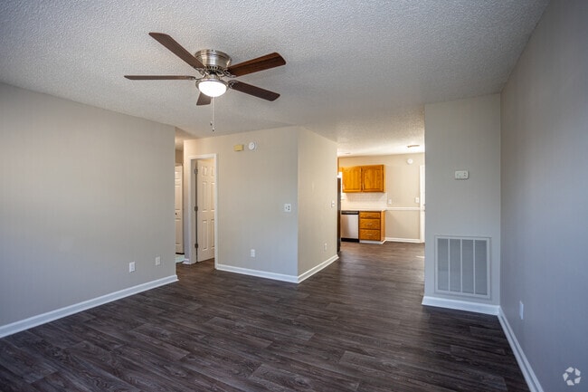 2HAB, 1BA - 1.060 ft² - Woodland Manor