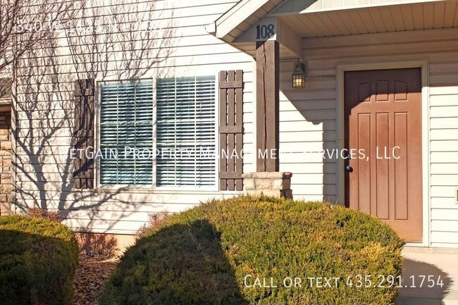 Photo - 340 1425 N St