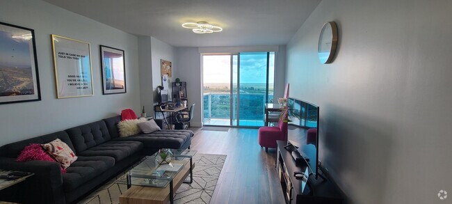 Building Photo - 2641 N Flamingo Rd Unit 2207n Rental