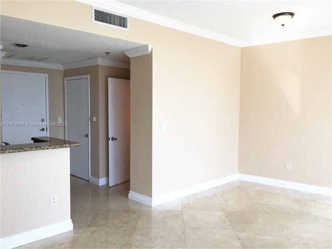Photo - 6515 Collins Ave Unit 1007