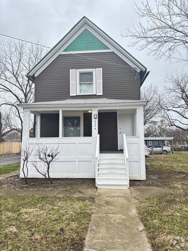 Building Photo - 2506 Ash St Rental