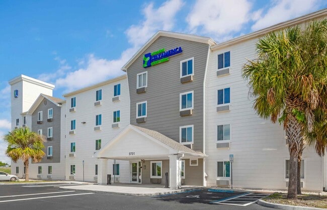 Building Photo - Furnished Studio-Fort Myers - Northeast Rental