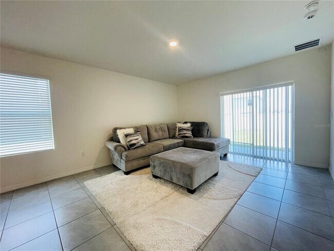 Photo - 17043 Oval Rum Dr