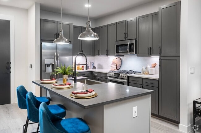 Building Photo - Galleria Area Gem – Luxury Apt with Top Am... Unit ARO1
