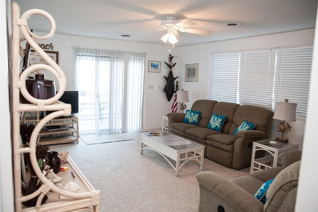 Photo - 57219 Island Club Ln Unit SI ID1255543P