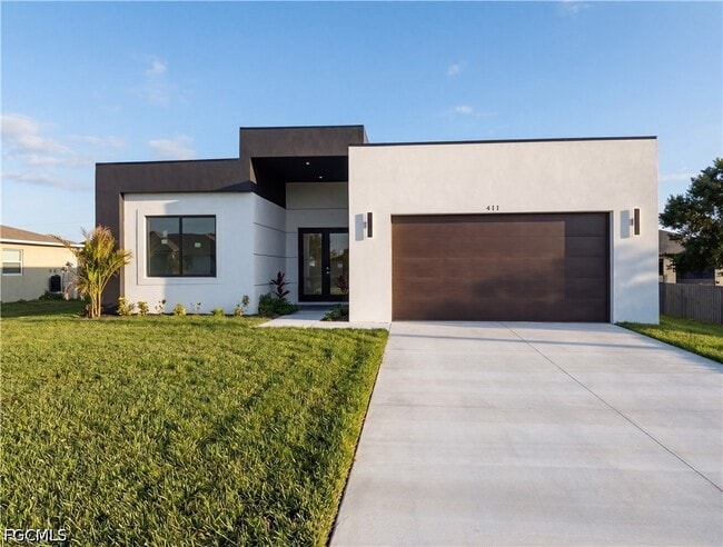 Photo - 477 Rayford St