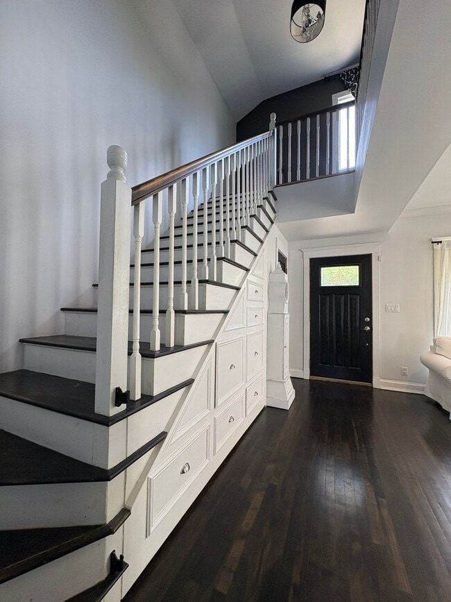 Photo - 2504 Budd St