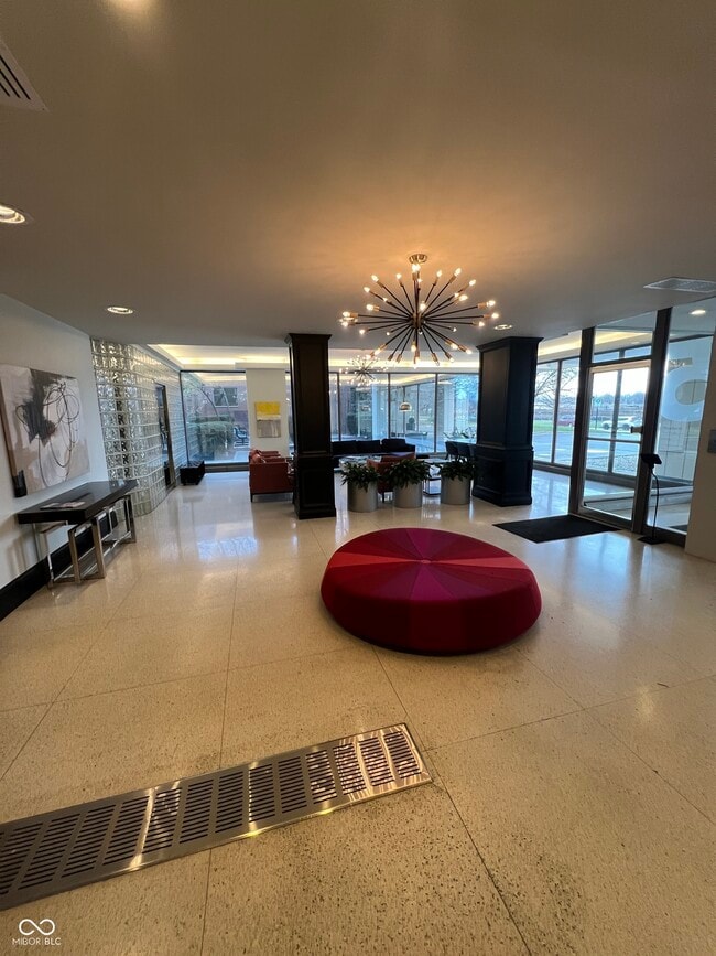 Photo - 3965 N Meridian St Unit 2D