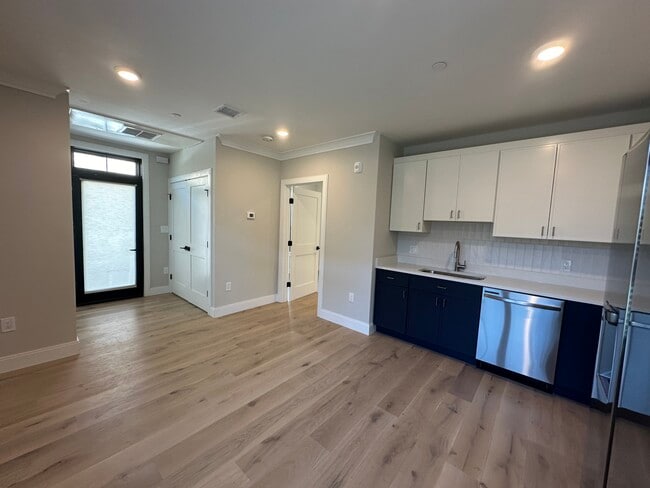 Photo - 7 Adamson St Condo Unit 1