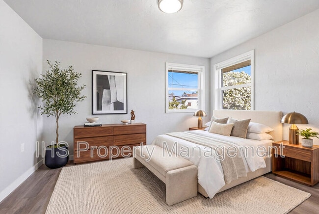 Photo - 722 S Union St