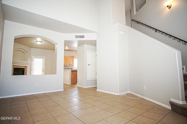 Photo - 528 Green Village Ct