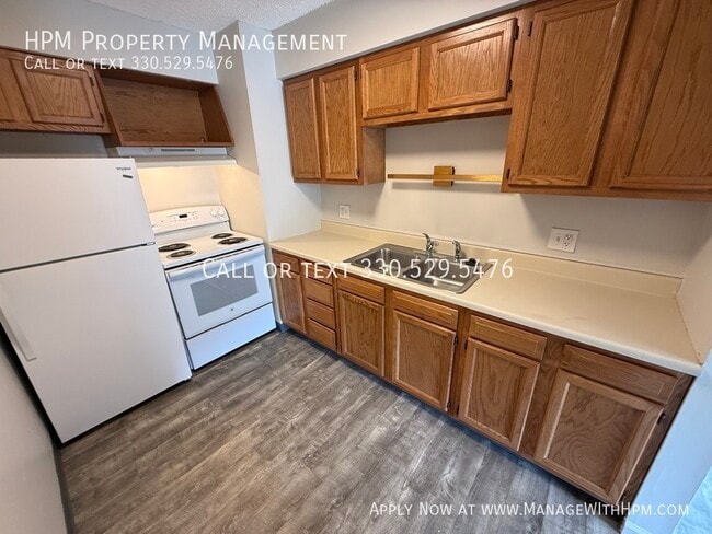 Photo - 1017 Howe Ave Unit 24