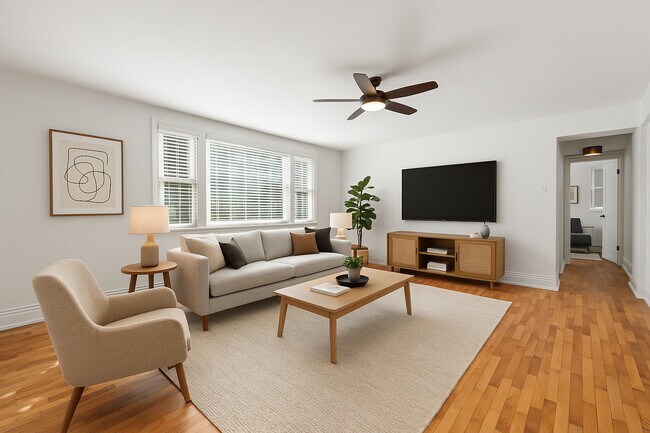 Photo - 7517-19 Oxford Dr