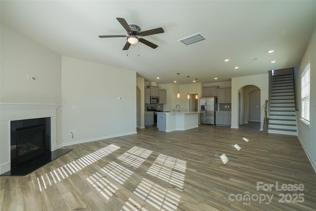 Photo - 1406 Caracara Ct