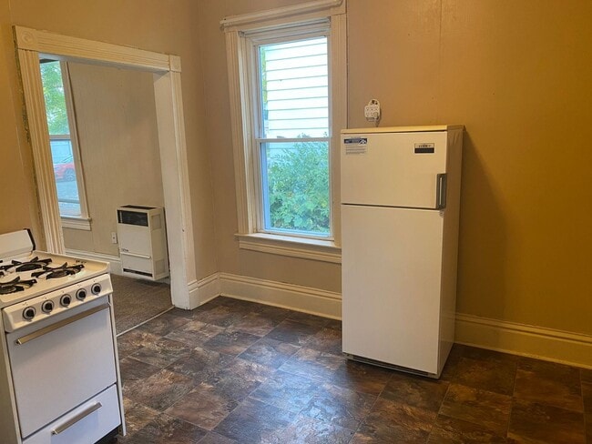 Photo - 614 Humboldt Ave Unit 614 1/2