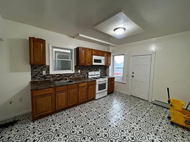 Photo - 207 Kearney St Unit 1