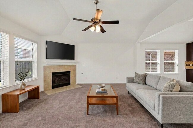 3315 Madison Elm St