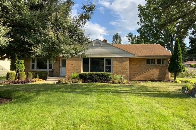 Photo - 3929 Pinecrest Rd