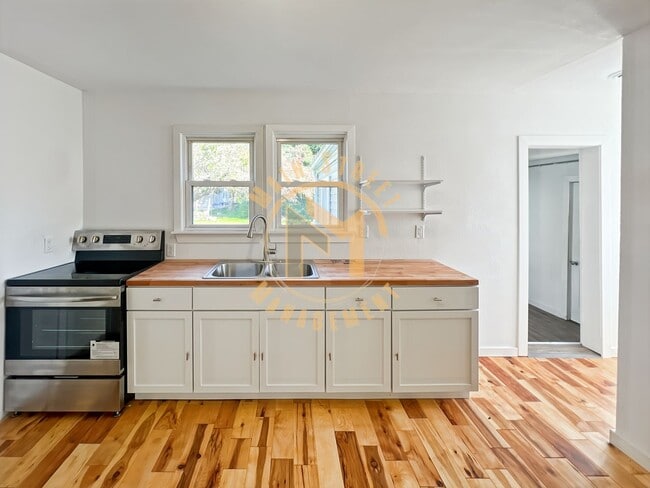 Photo - 2 Bed 1 Bath Single Family Home