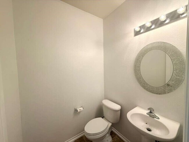 Photo - 3217 Judge Holland Ln