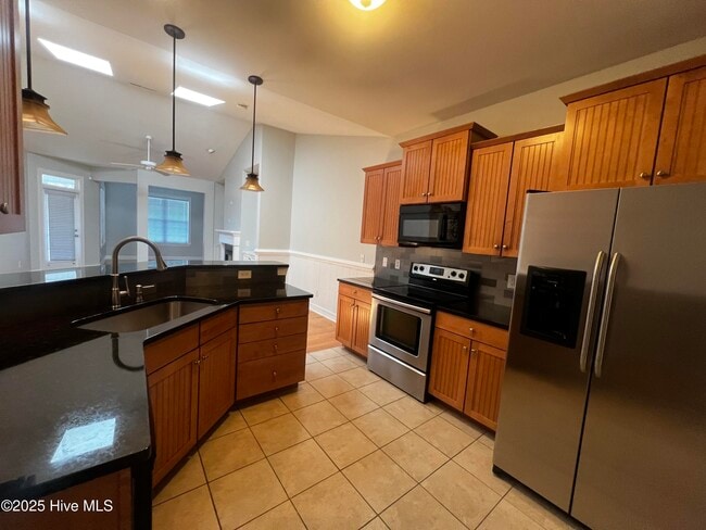 Photo - 1262 Greensview Cir