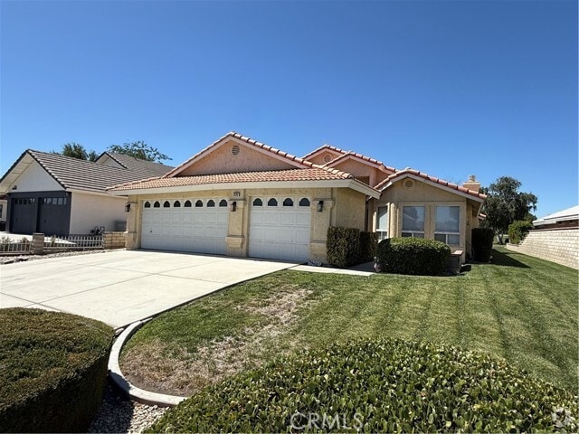 Building Photo - 13247 Country Club Dr Rental
