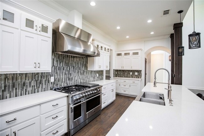 Photo - 3 S Castle Oaks Ct