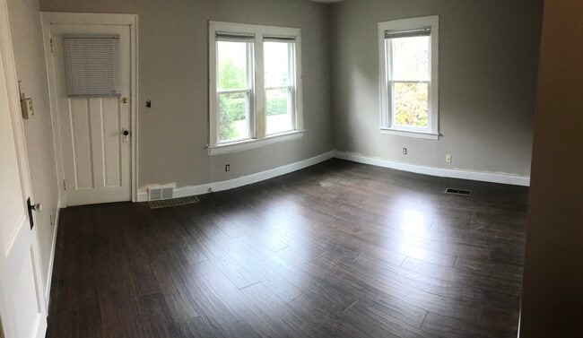 Photo - 2929 Natchez Ave S