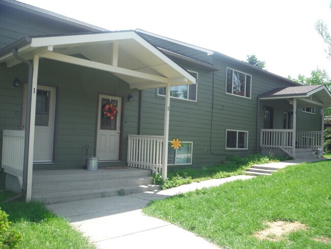 Building Photo - 16 Hoffman Dr Unit 16-3