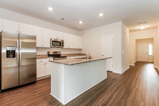 Photo - 360 Augustine Dr