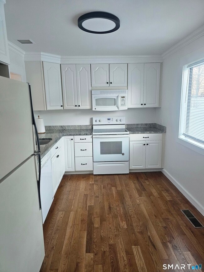 Photo - 663 N Trail Unit A