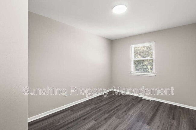 Photo - 139 Bristol Ave