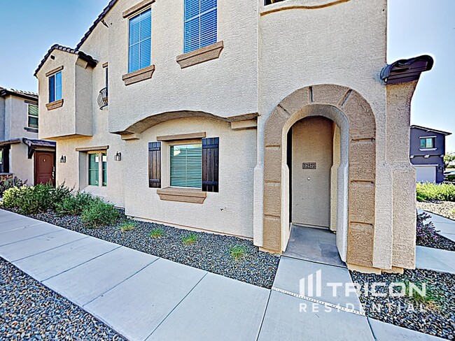 Building Photo - 12572 W Hummingbird Terrace Rental