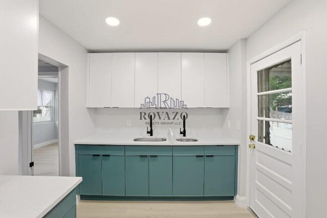 Building Photo - 58 Melrose Terrace