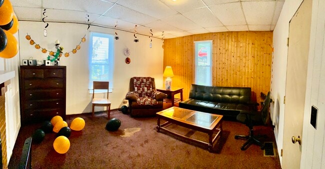 Photo - 221 Jones Ave Unit 221