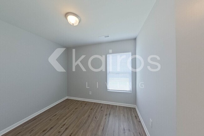 Photo - 1448 Centipede Dr